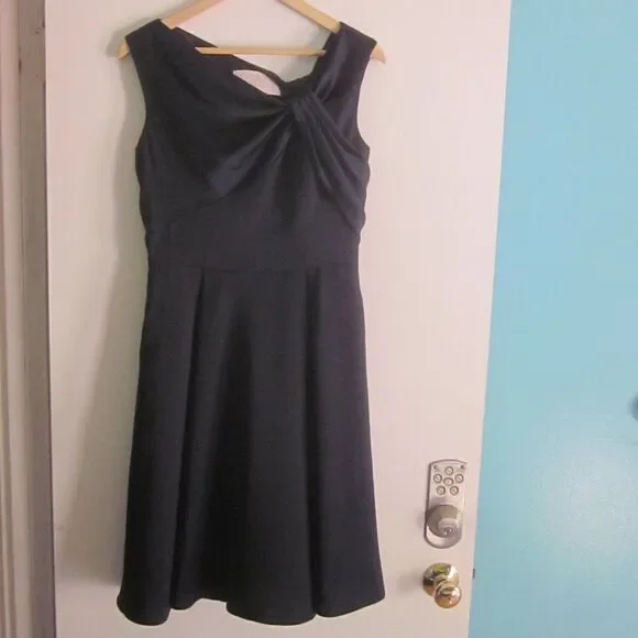 Gal Meets Glam Womens Size 6 Petite Dark Blue Twist Front Formal Midi Dress - Picture 11 of 15